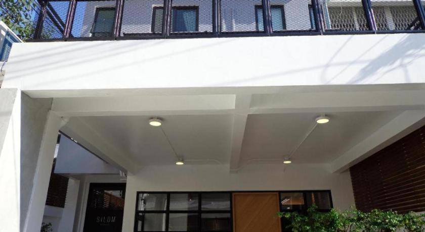 Silom Studios Bangkok Exterior photo
